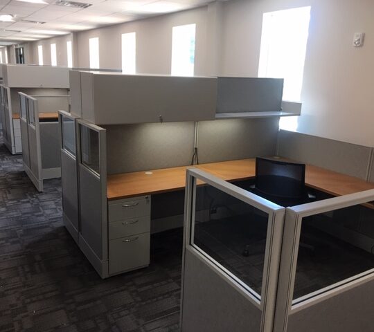https://2division12.com/wp-content/uploads/2025/04/DFCS-Hall-County-Workstations-3-540x480.jpg